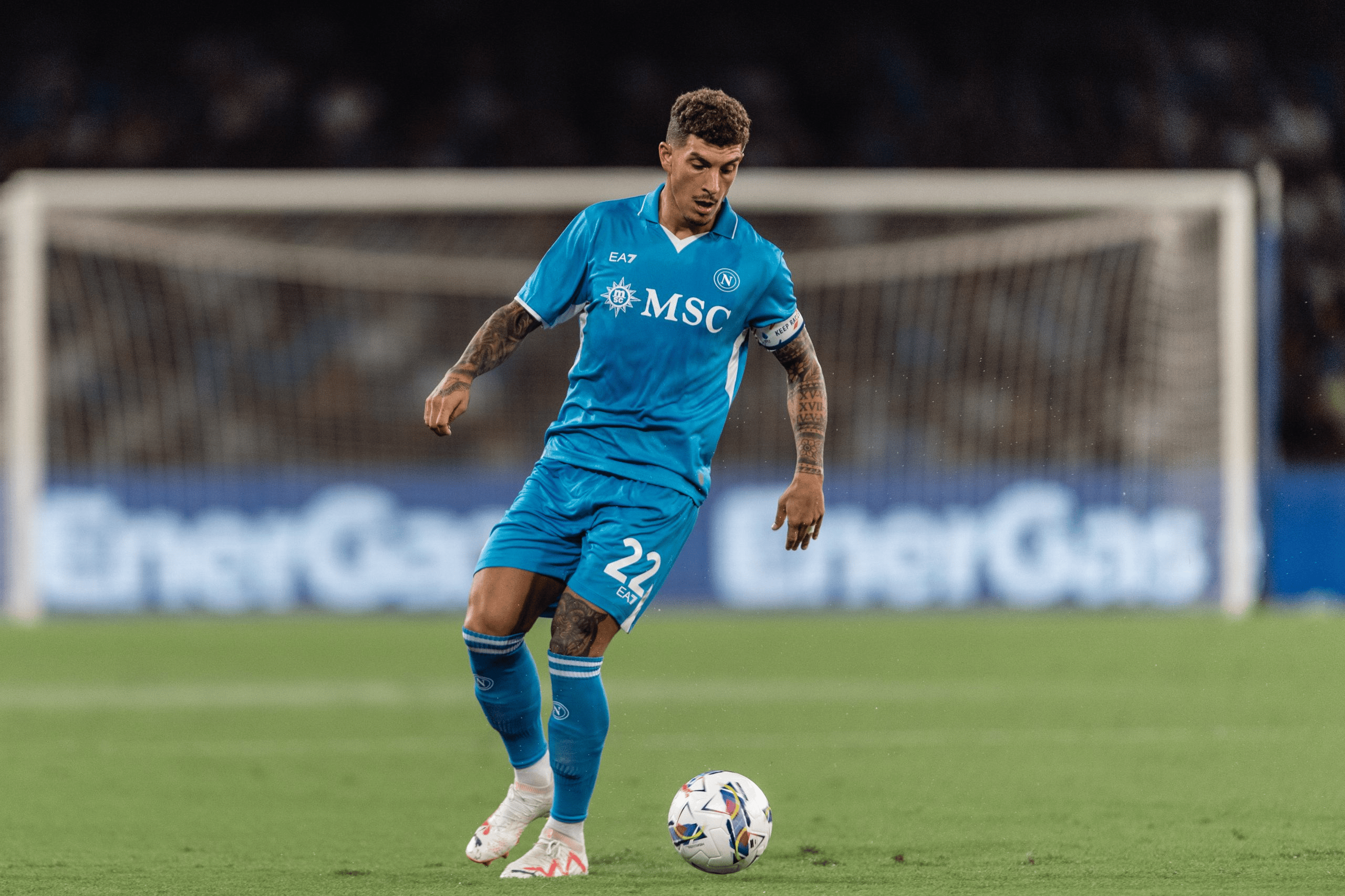 那不勒斯客场横扫，轰进五球取胜