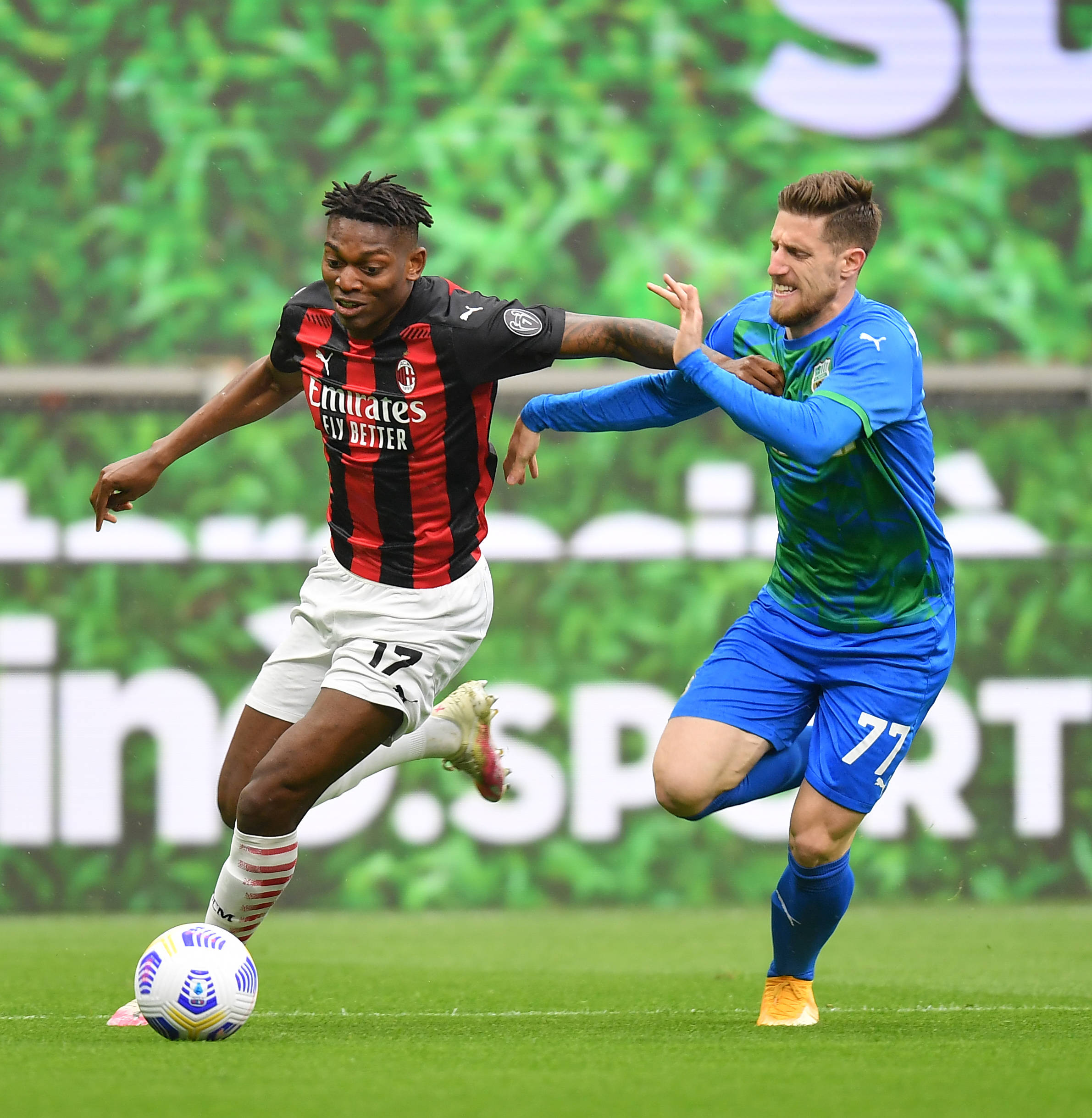 萨索洛主场大胜都灵，士气高昂