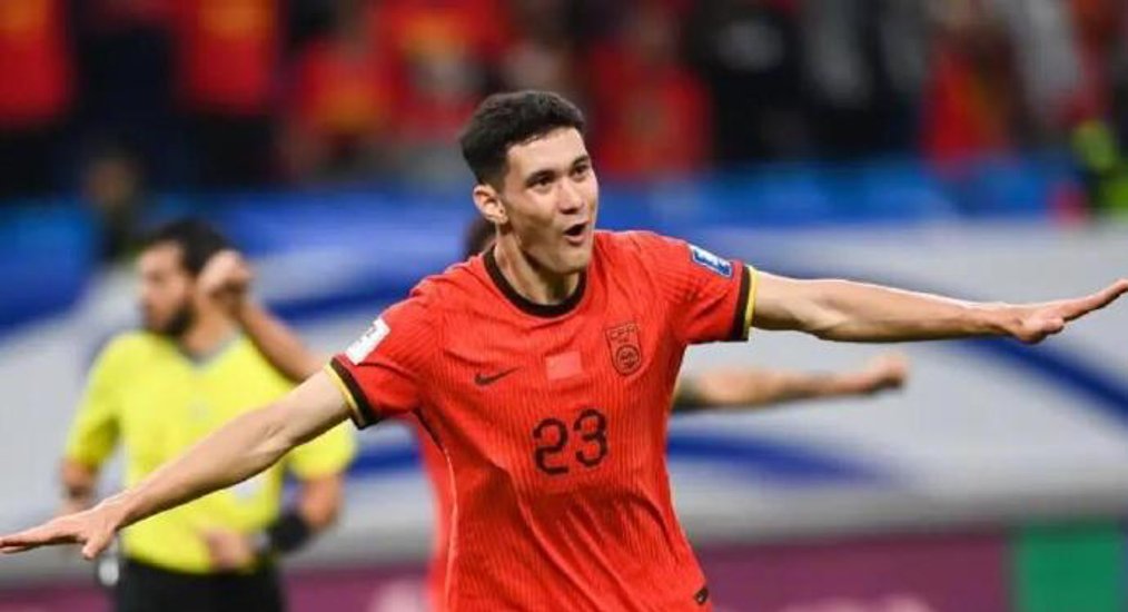 年轻球员表现抢眼，球队士气高涨备战半决赛的简单介绍