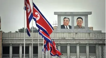 朝鲜卖酒队被厄斯俄州凯文装队挑落幕