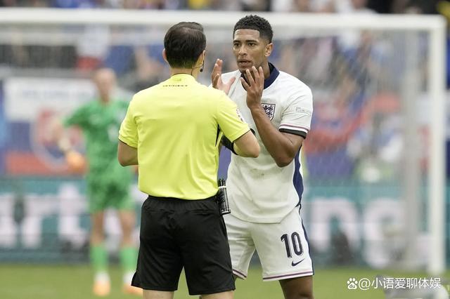 比利时队成功晋级半决赛，成为黑马