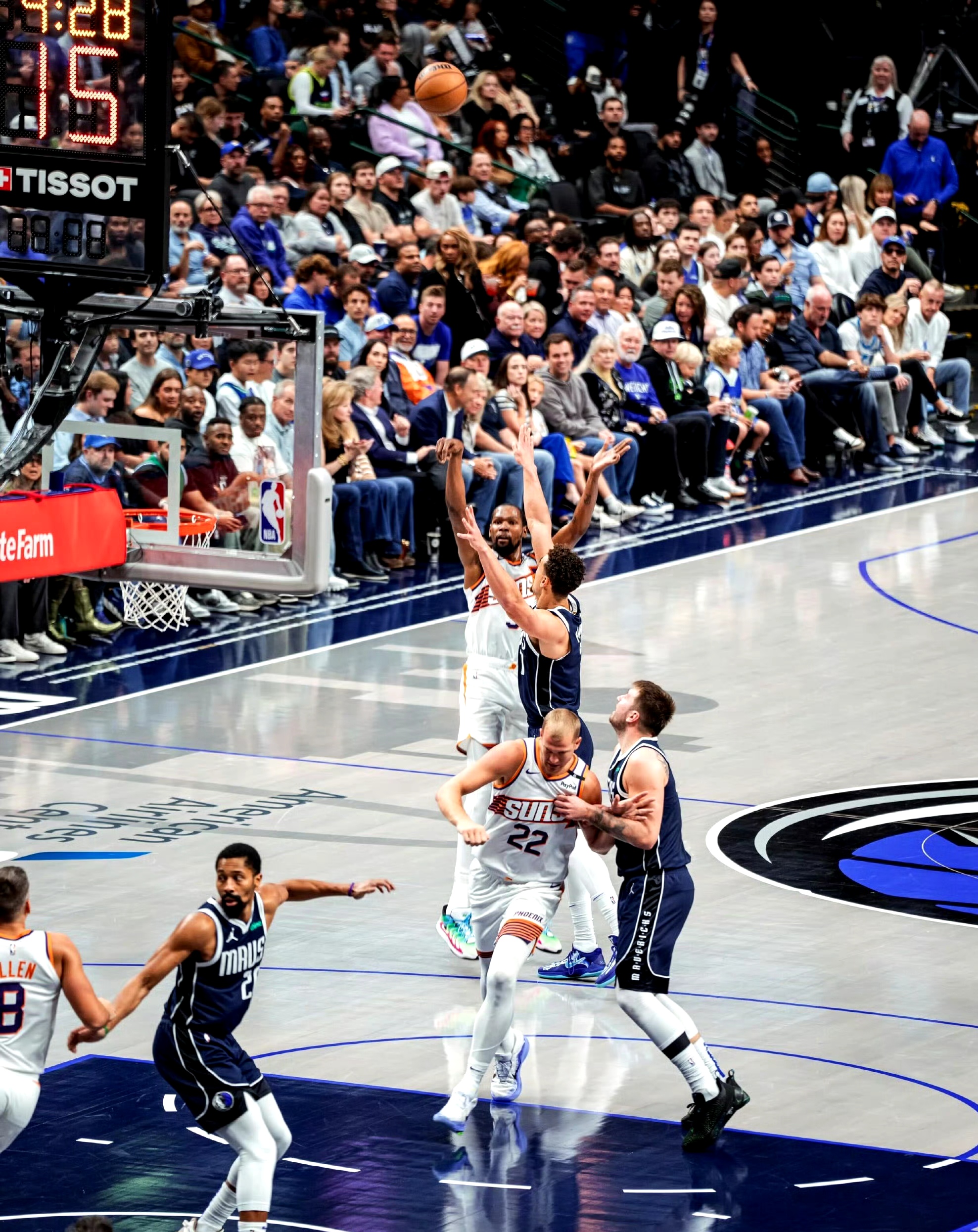 太阳擒独行侠,布克全场得到24分领军的简单介绍 太阳擒独行侠,布克全场得到24分领军的简单介绍