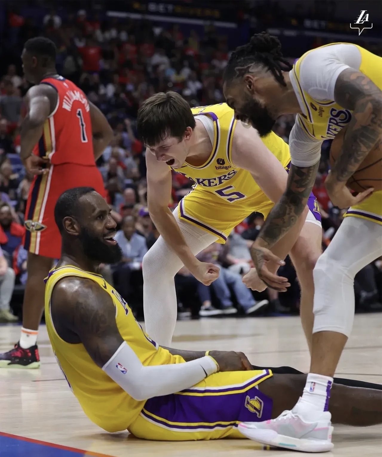 湖人主场大胜掘金，取得四连胜