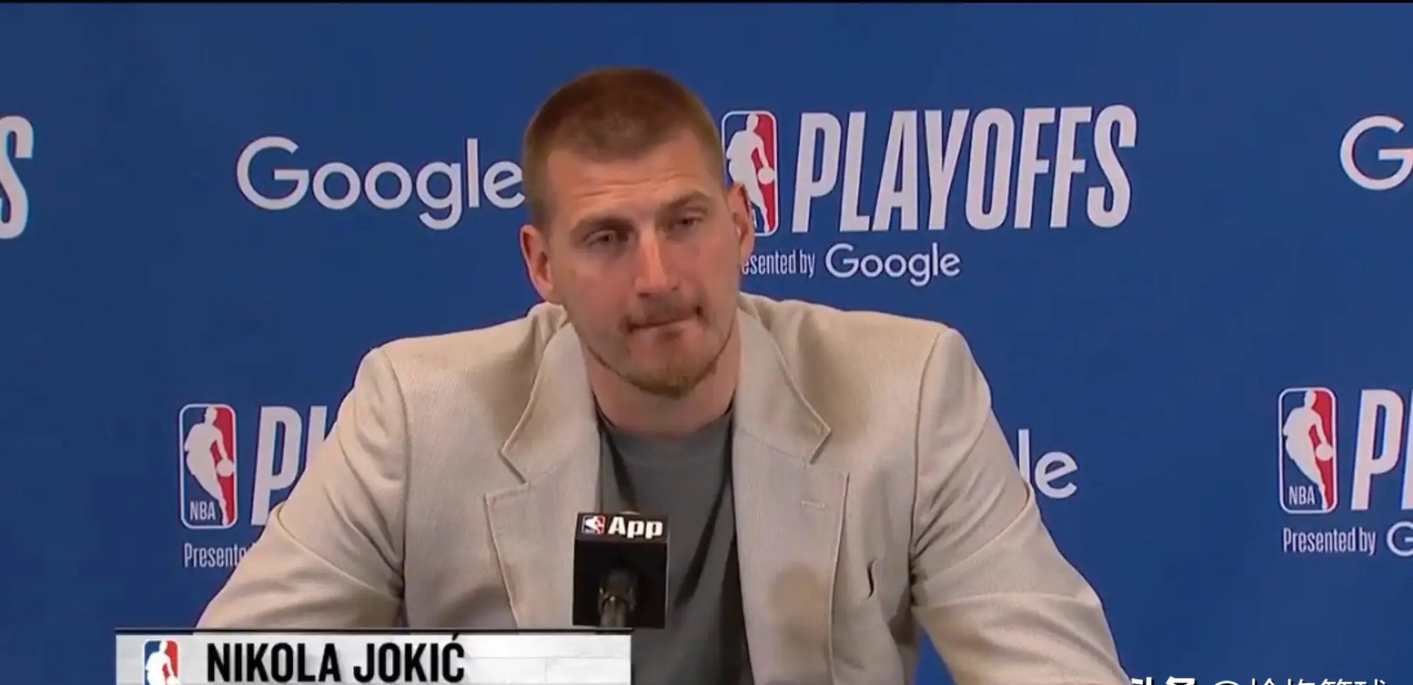 快船大胜爵士，系列赛追平2-2